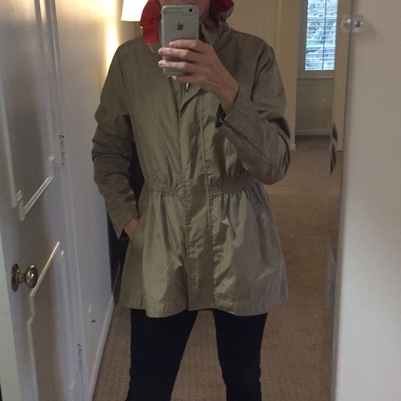 Luii ruffle collar raincoat - Picture 3 of 7